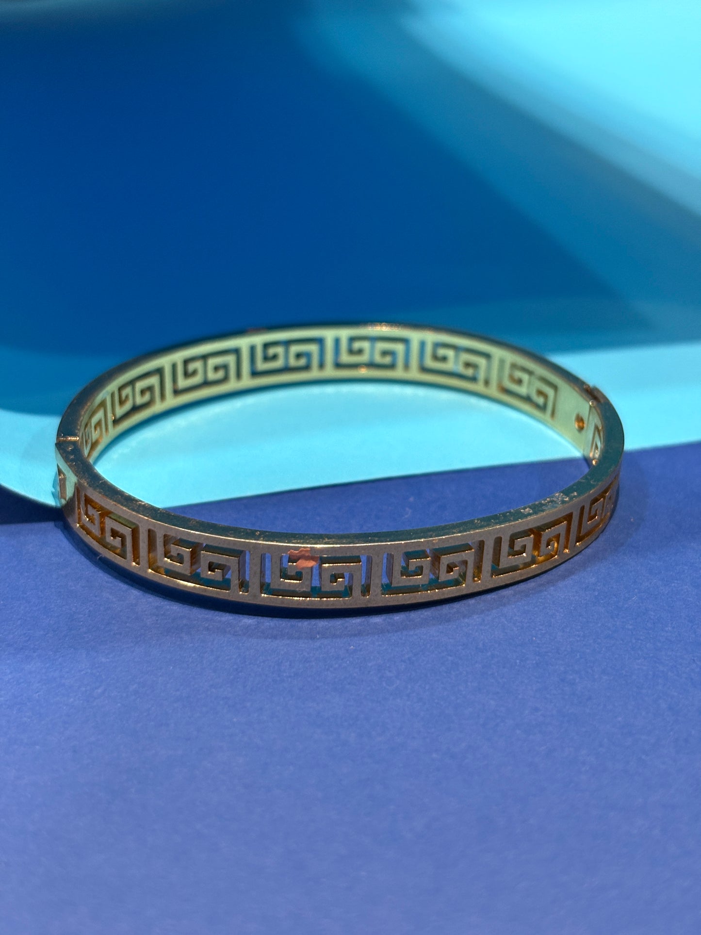 Greek Kada
