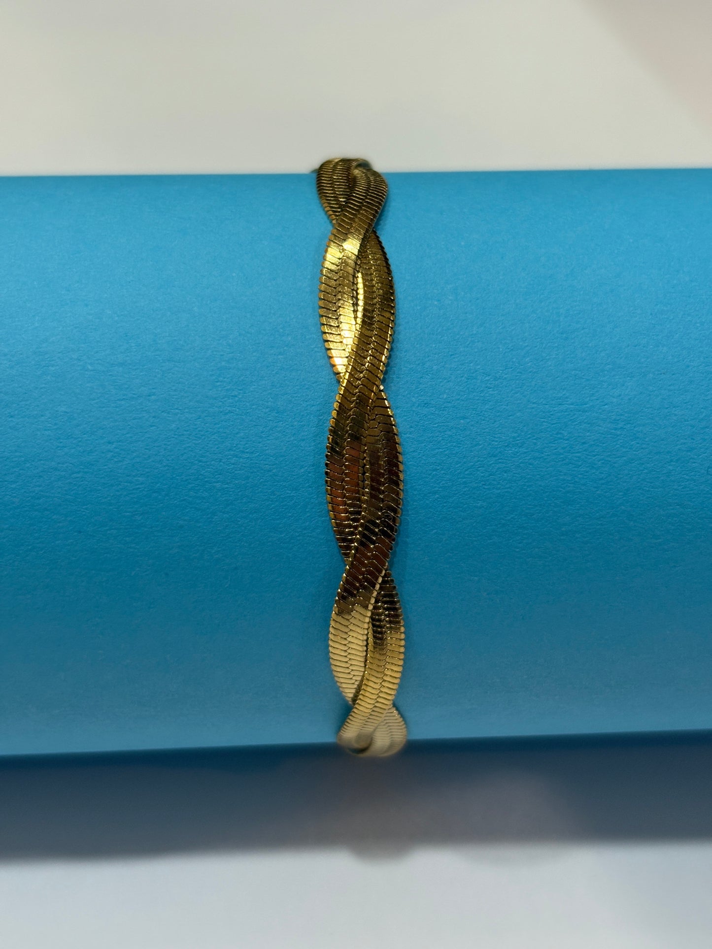 Gold Twirl Bracelet
