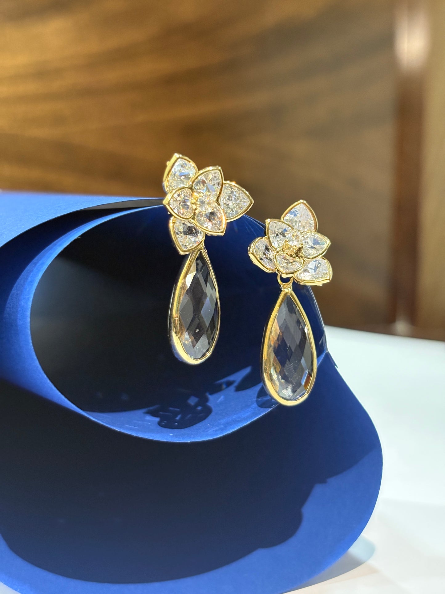 Gleam Lotus Drops