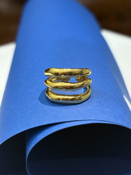 TriWave Ring